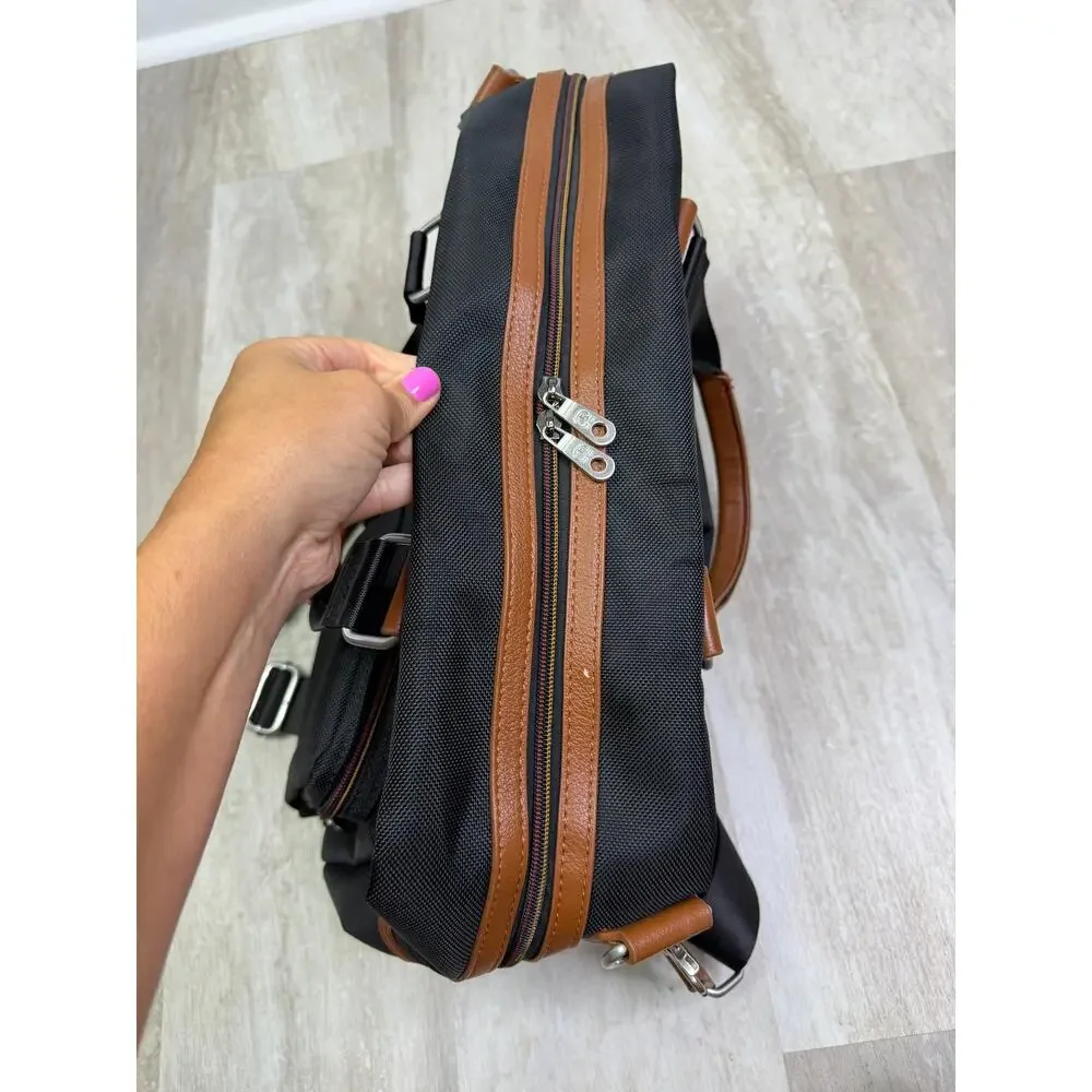 Robert Graham Black Jetsetter Travel Bag